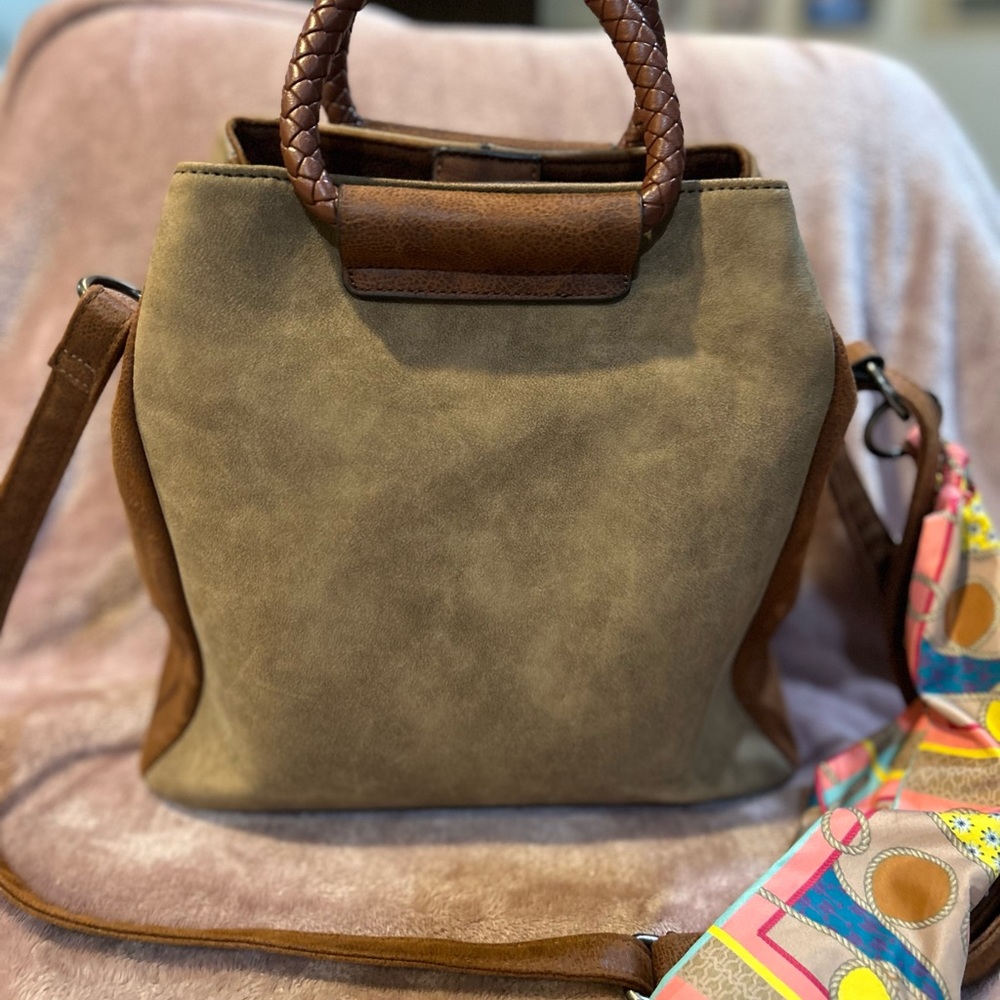 Catchfly Purse - Picture 9 of 10